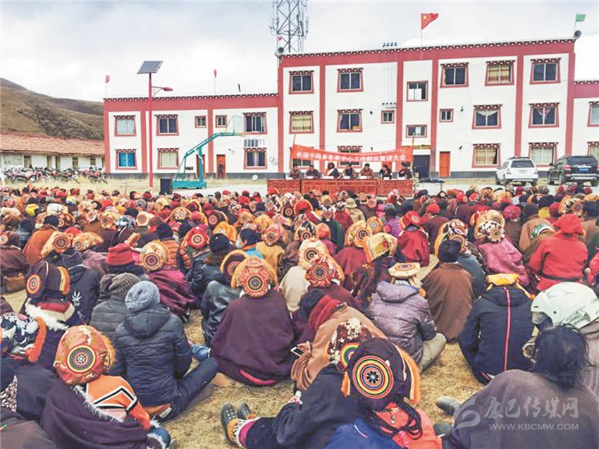 石渠縣開展“千人大下鄉(xiāng)” 、“千人大宣講”、“千人大走訪”活動(dòng)掠影