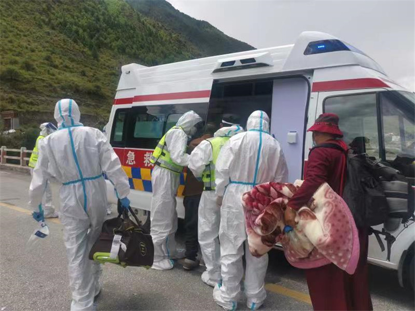 德格縣醫(yī)院醫(yī).jpg 德格縣醫(yī)院醫(yī).jpg